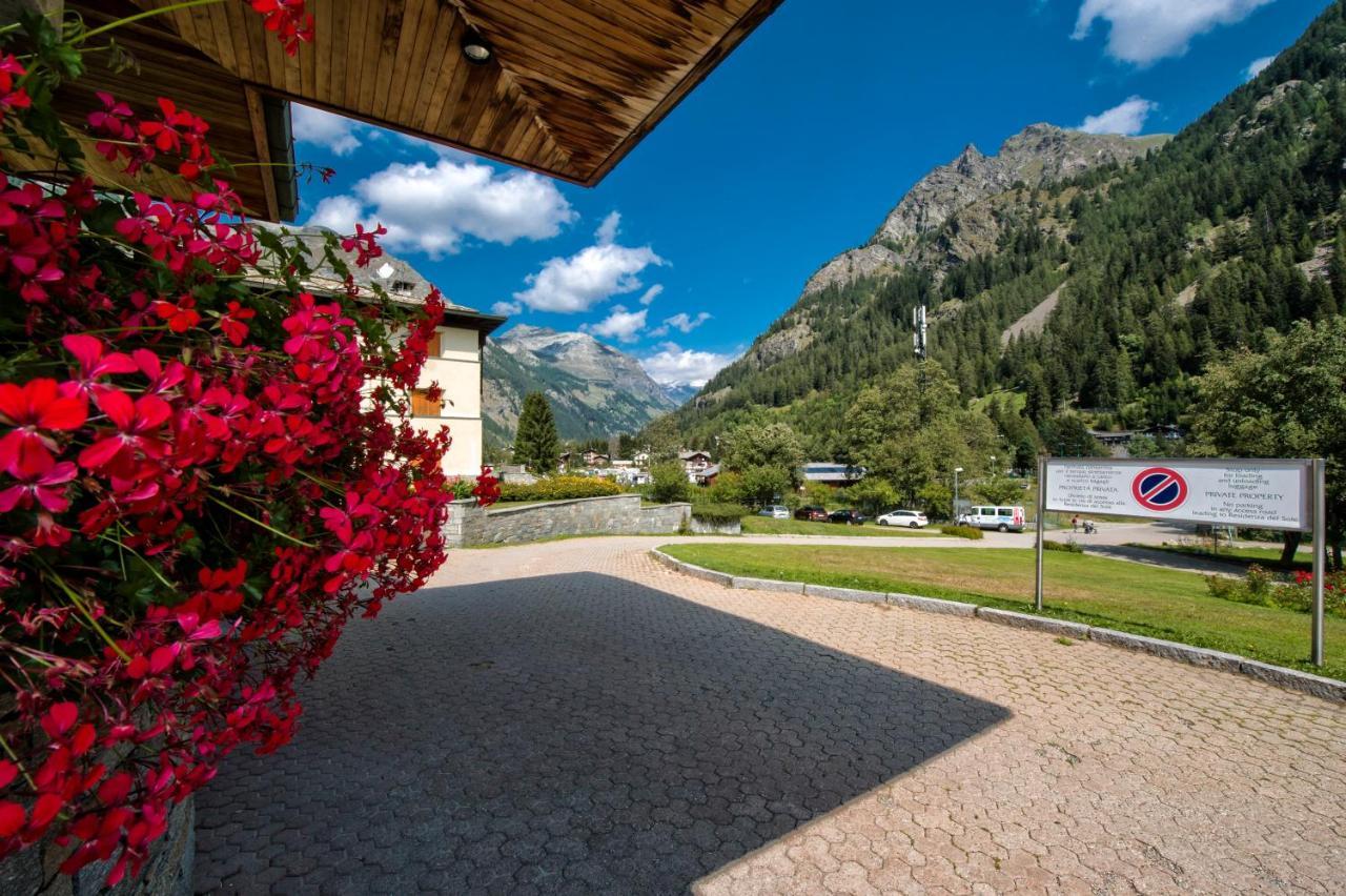 Residenza Del Sole Aparthotel Gressoney-Saint-Jean Exterior foto